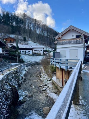 Billede fra billedgalleriet på bloom - See, Berge, Bach zentral modern 1-6 Pers i Tegernsee