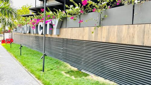 Zahrada ubytování Elite Luxury Suites at Diamond in City