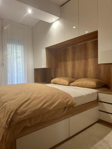 מיטה או מיטות בחדר ב-Monte Budva