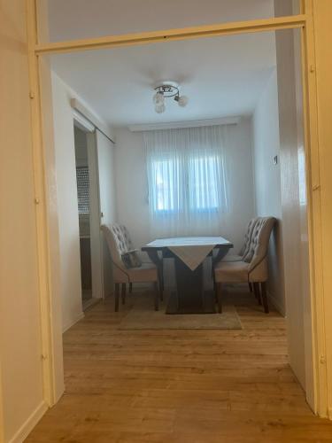 אזור ישיבה ב-Monte Budva