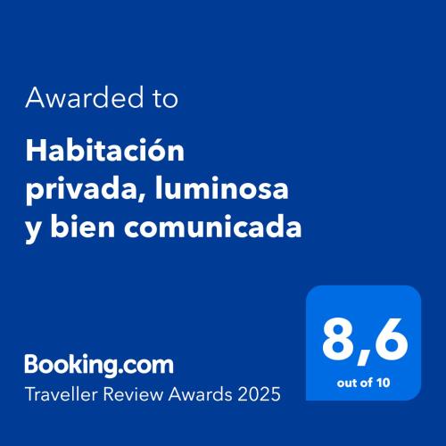 Un certificat, premiu, logo sau alt document afișat la Habitación privada, luminosa y bien comunicada