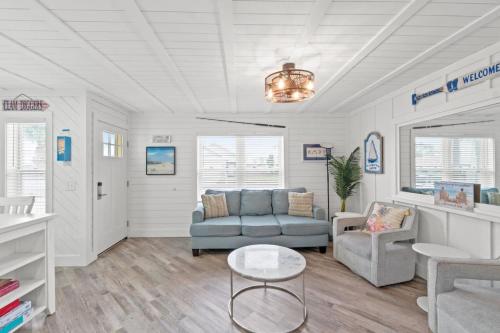 Spacious Dog-Friendly Unit with Game Room & Private Yard, Walk to East PCB Beach photo 18