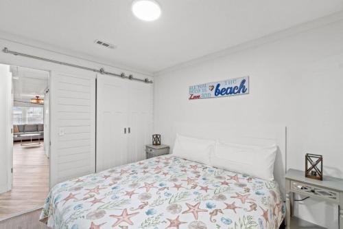 Spacious Dog-Friendly Unit with Game Room & Private Yard, Walk to East PCB Beach photo 22