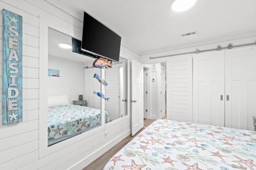 Spacious Dog-Friendly Unit with Game Room & Private Yard, Walk to East PCB Beach photo 24
