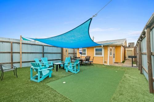Spacious Dog-Friendly Unit with Game Room & Private Yard, Walk to East PCB Beach photo 26