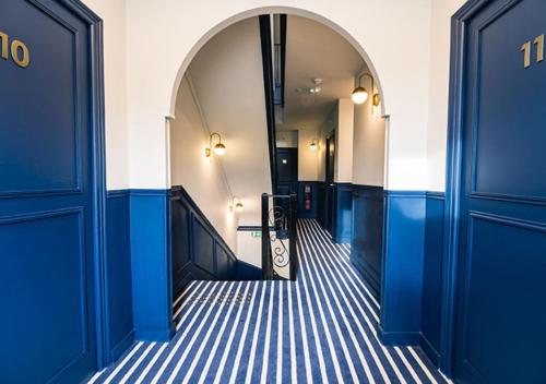 Fotografie z fotogalerie ubytování Hotel SaintChristophe Houdan v destinaci Houdan