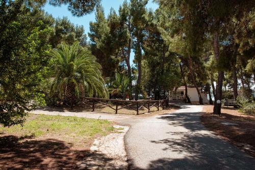 Foto dalla galleria di Villaggio Camping Punta Lunga a Vieste