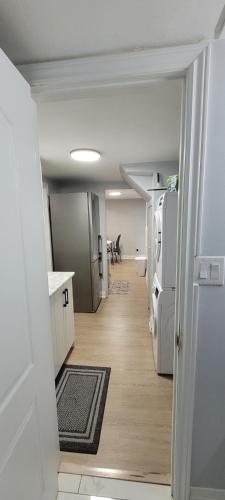 Cuisine ou kitchenette dans l'établissement Basement Studio