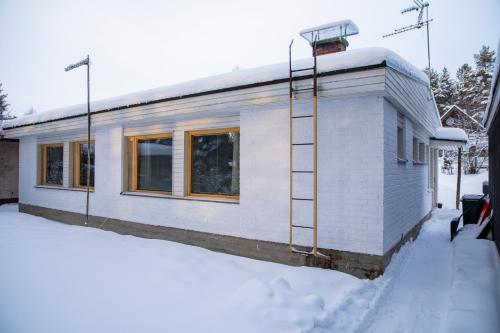 Το Arctic Aurora Villa with Sauna - Northern Lights and Adventures in the Hometown of Santa Claus, Rovaniemi τον χειμώνα