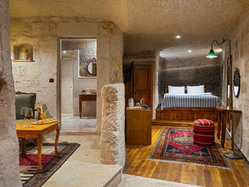 Phòng tắm tại Aza Cave Cappadocia Adult Hotel