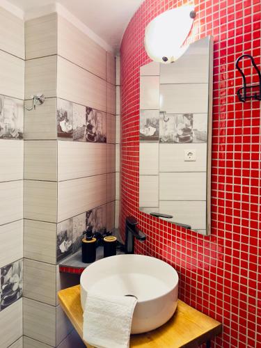 Eclectic Studio Exarcheia for 2