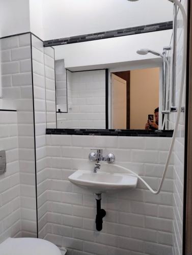 Bany a Tiny studio in top center