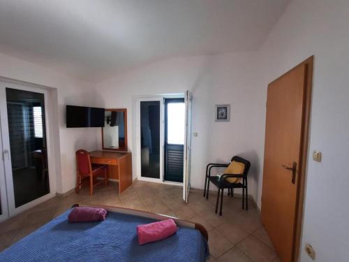 Apartment in Podgora with sea view, terrace, air conditioning WiFi 3812-5