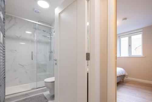 Gallery image of 1st Floor Stylish 2-Bed Apartment in Drogheda
