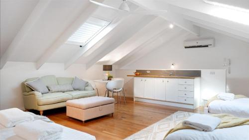 Χώρος καθιστικού στο Fletchers Lane Retreat