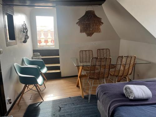 Apt with balcony near Rossio