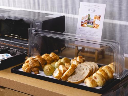 Makanan di atau berdekatan hotel