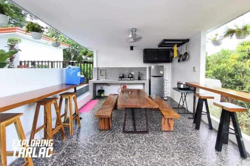 Kuchyň nebo kuchyňský kout v ubytování Nature inspire Villa with private pool