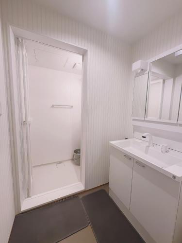 101 Osaka Ruyi House can accommodate 4 people
