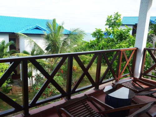 Un balcón o terraza de Melon Resort & Pickleball Club Mũi Né