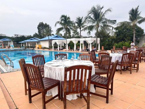 Piscina en o cerca de Melon Resort & Pickleball Club Mũi Né