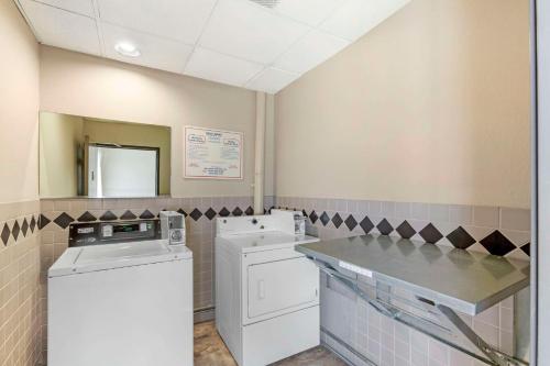 Fotografie z fotogalerie ubytování Comfort Inn Phoenix Central City v destinaci Phoenix