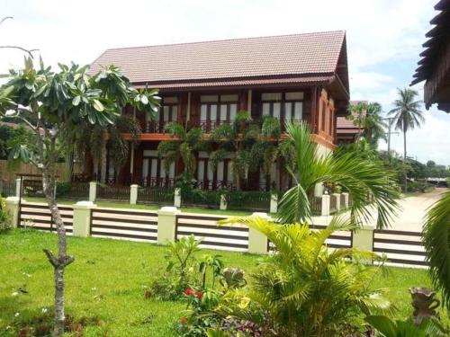 Imagen de la galería de Pon Arena Hotel, en Muang Không