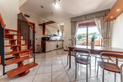 La Terrazza sul Parco ,8 Guests, 3 Bedrooms, Huge Terrace & Free Parking