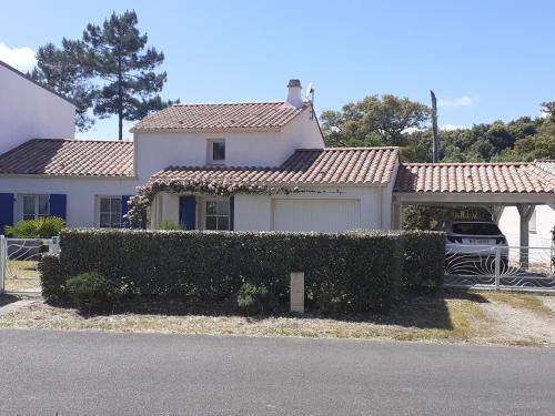 Villa proche forêt et plage à La Tranche-sur-Mer - FR-1-22-381