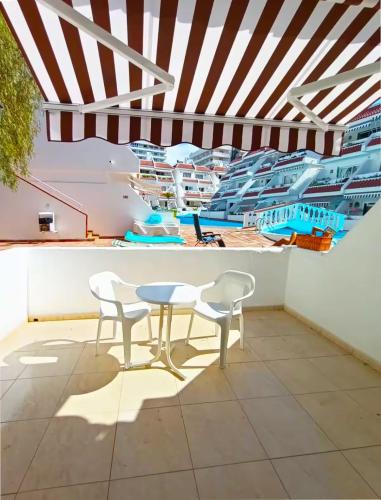 Apartment in Las Americas - Las Floritas