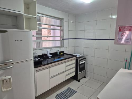 Kuchyň nebo kuchyňský kout v ubytování Sossai Hostel Flats