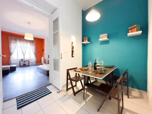 Vintage Pest - City Center