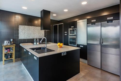 Villa Rockstar, Alcudia - by EMERALD STAY
