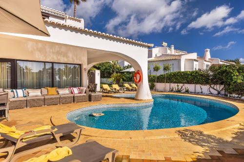 Villa Coral by OCvillas