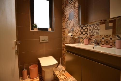 Un baño de Seaview Home, Sliema by the sea