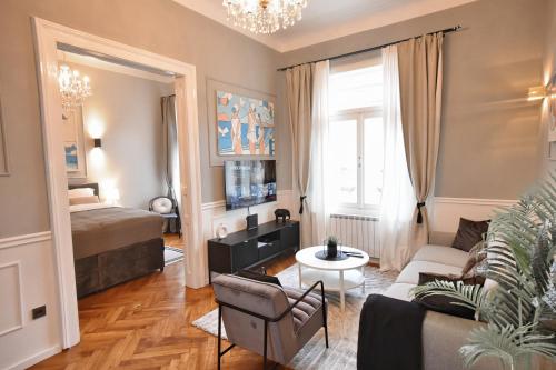 Mimi's Downtown Sweet