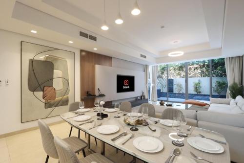 Livbnb-Tranquil Family Home, 4BR with Maid's Room
