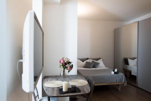 Artstay - Central Apartment Duomo, Spiga, Near Metro M1