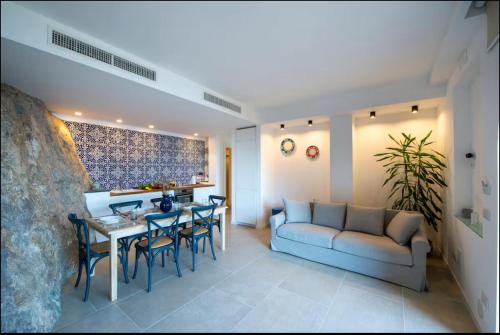 Ruang duduk di Villa Le Mirage