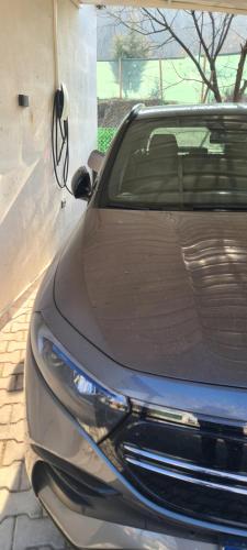a car parked in front of a garage at Ebruli Cennet Bahçesi in Nevsehir
