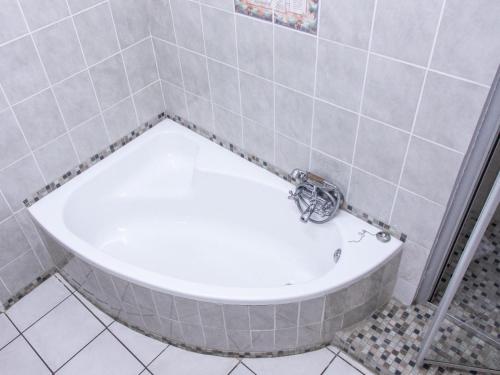 Un baño de Riverview Guesthouse