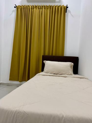 Postel nebo postele na pokoji v ubytování Haneya Homestay