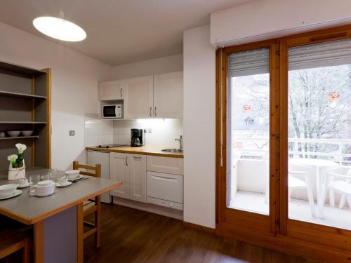 Studio confortable pour 2 avec balcon et WiFi à Brides-les-Bains - FR-1-512-114 photo 3