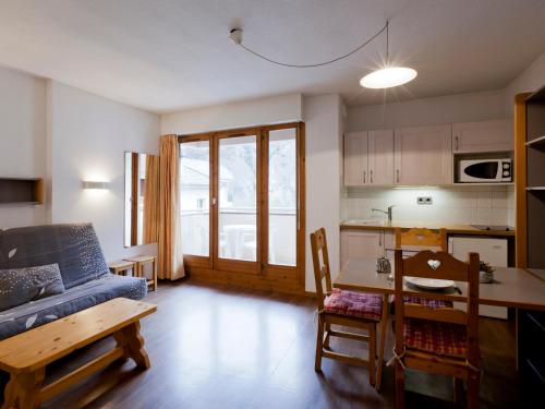 Studio équipé avec balcon, WiFi et animaux admis - FR-1-512-184