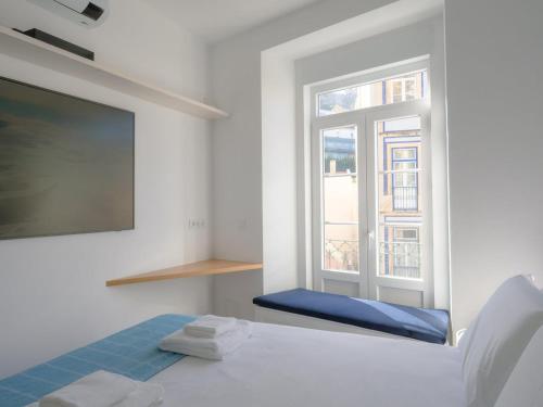 Charming 1-Bedroom Apartment in the Heart of Graça | By Airnest