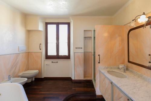 Et badeværelse på Altana Sea Loft