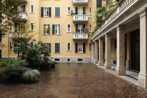 La Petite Suite Gae Aulenti