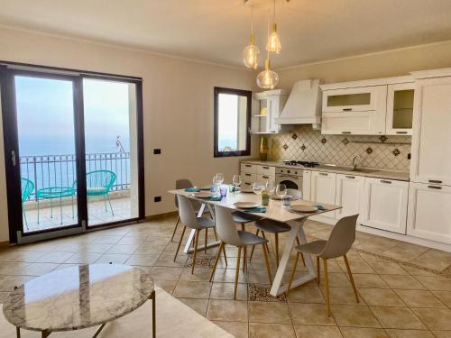 Foto Taormina Sea View Apartment 3