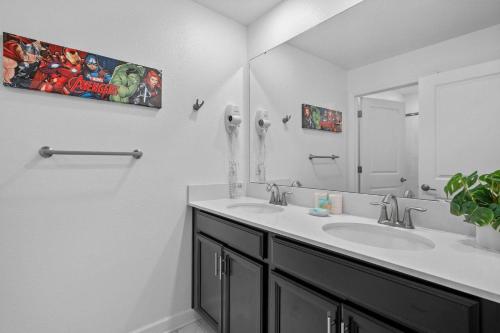 Relaxing Getaway Near Disney with Pool & Themed Rooms photo 32