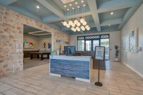 Relaxing Getaway Near Disney with Pool & Themed Rooms photo 8